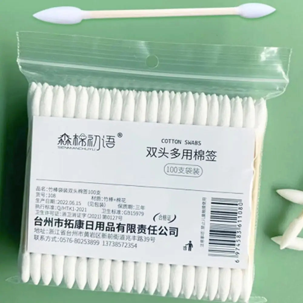 100 Pcs Double-Pointed Natural Cotton Buds with Bamboo Sticks – Precise Cleaning and Beauty Tool