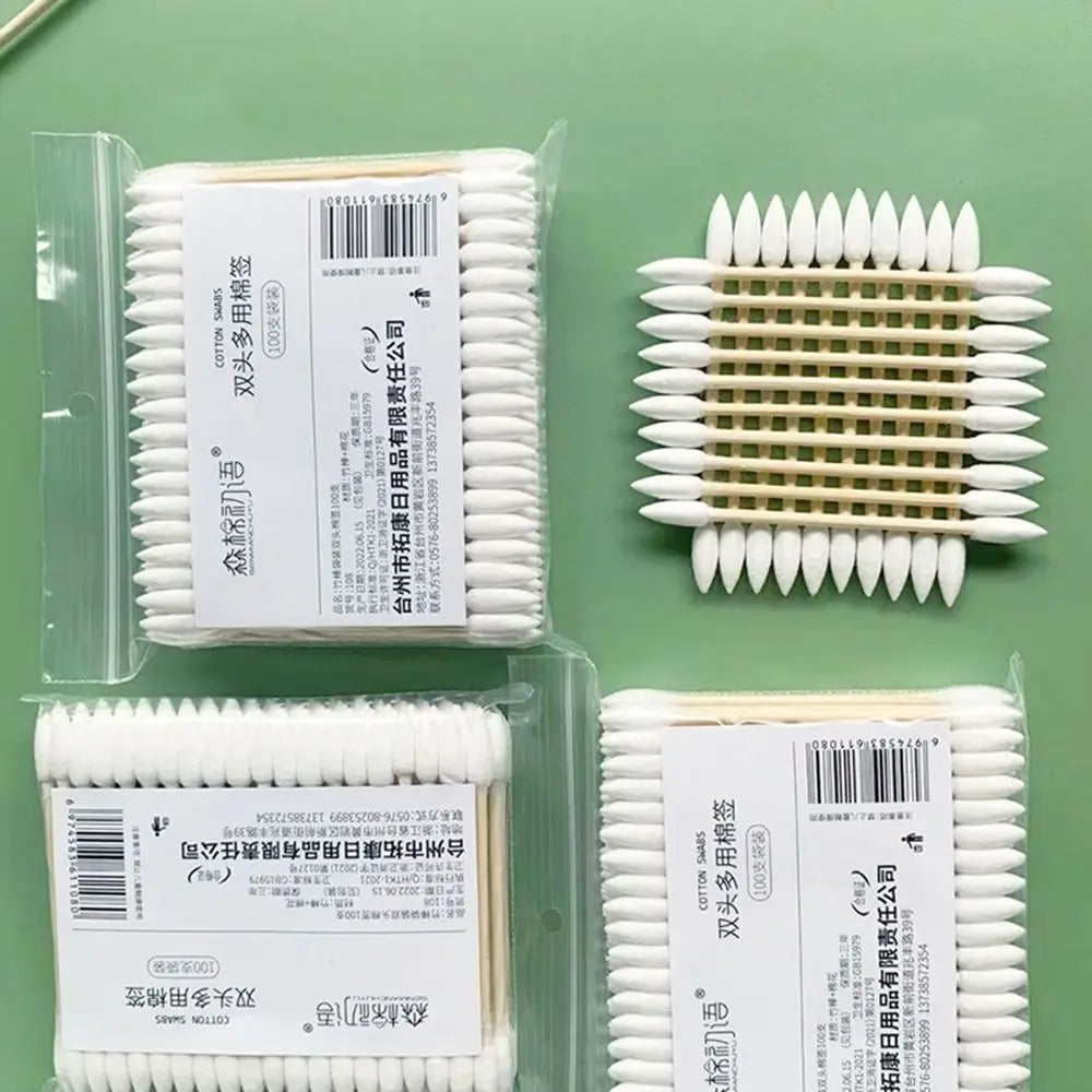 100 Pcs Double-Pointed Natural Cotton Buds with Bamboo Sticks – Precise Cleaning and Beauty Tool
